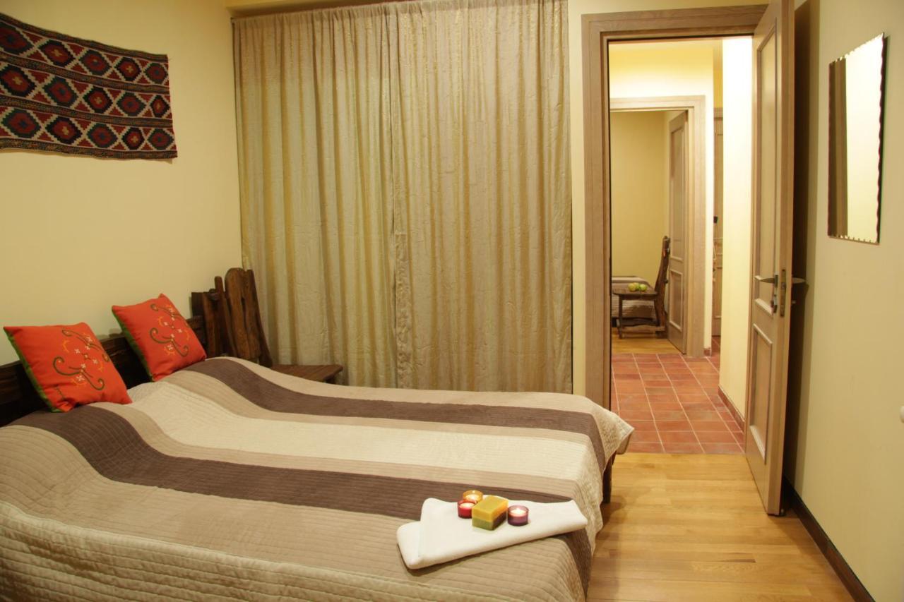 Silk Road Hotel エレバン エクステリア 写真